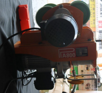 如何安全操作小型電動葫蘆