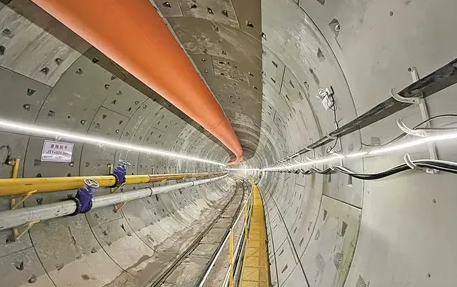 懸掛式電動葫蘆為珠三角隧道掘進(jìn)工作提供吊運協(xié)助